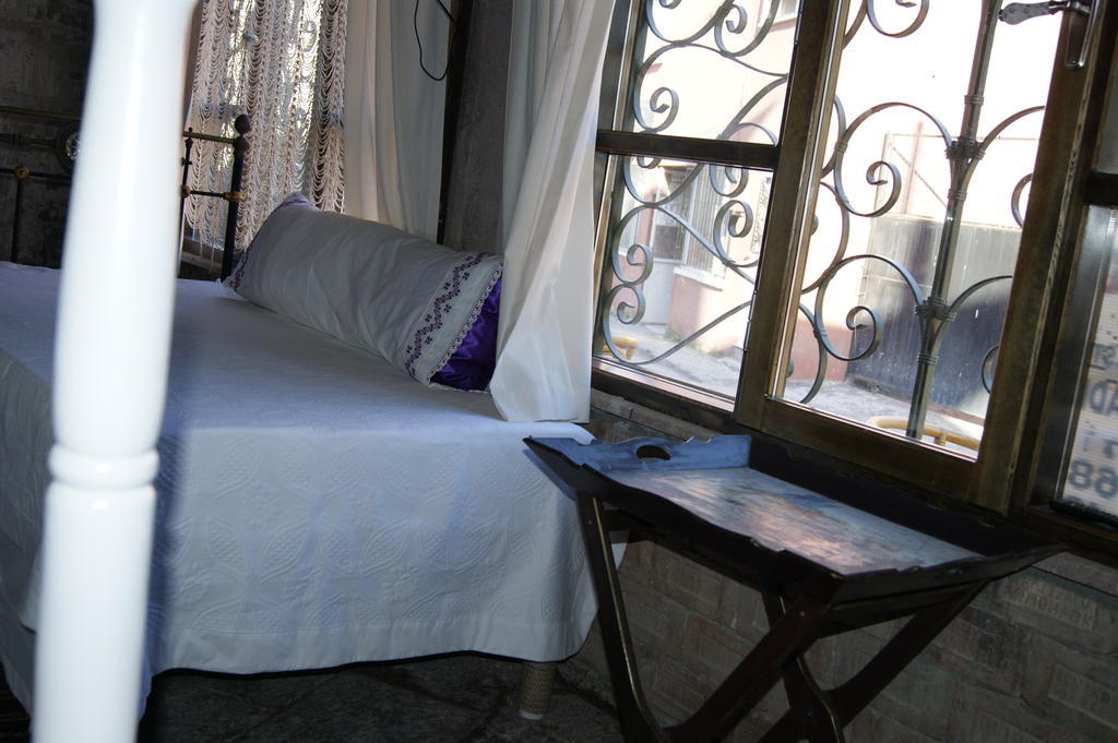 Mahzen Hotel Ayvalı Chambre photo