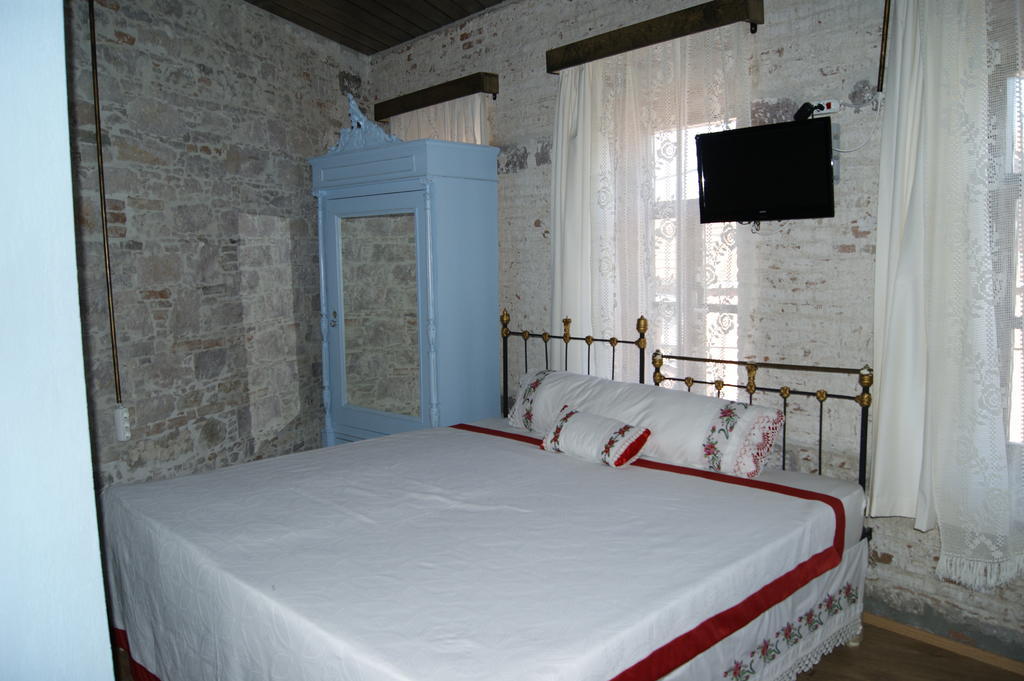 Mahzen Hotel Ayvalı Chambre photo