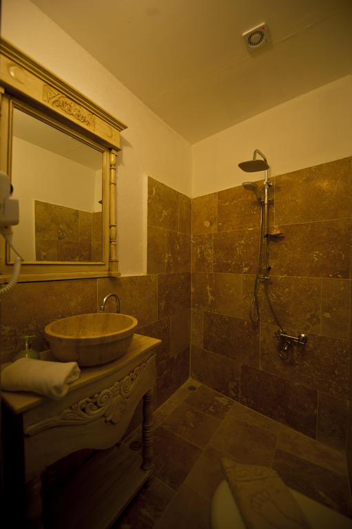 Mahzen Hotel Ayvalı Chambre photo